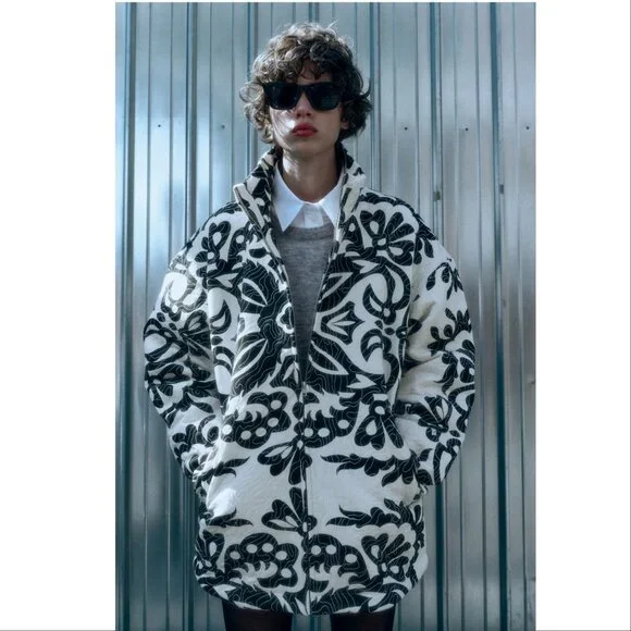 ZARA Printed Quilted Jacket Coat Size S Ecru White Black Floral